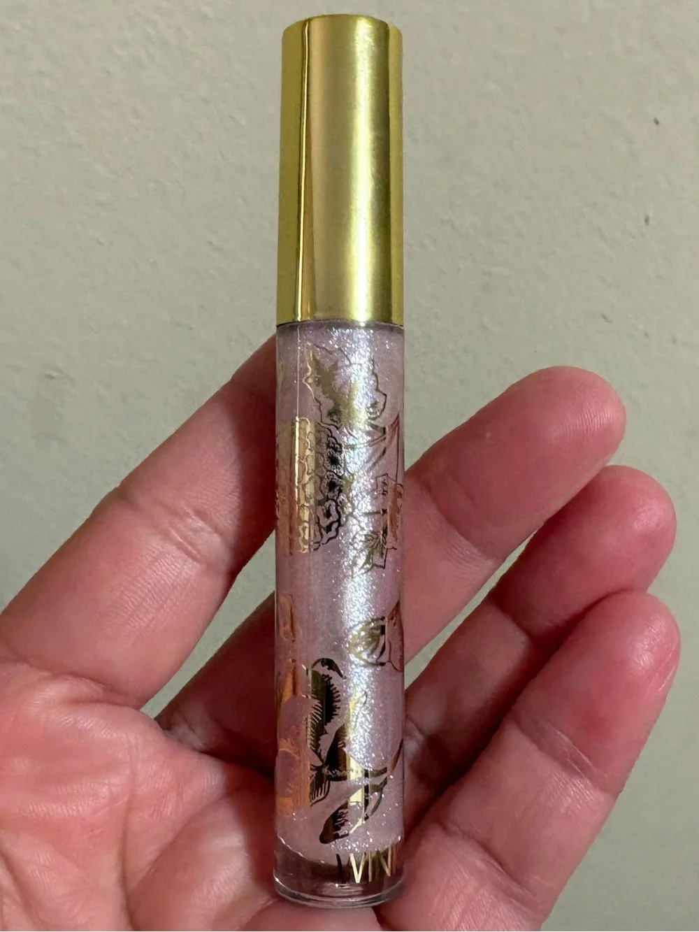 Winky Lux Glossy Boss Lip Gloss in Birthday Cake Shimmery Pink Brand New Unused